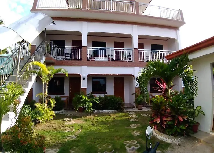 Hadassah's Place Bed & Breakfast 3*